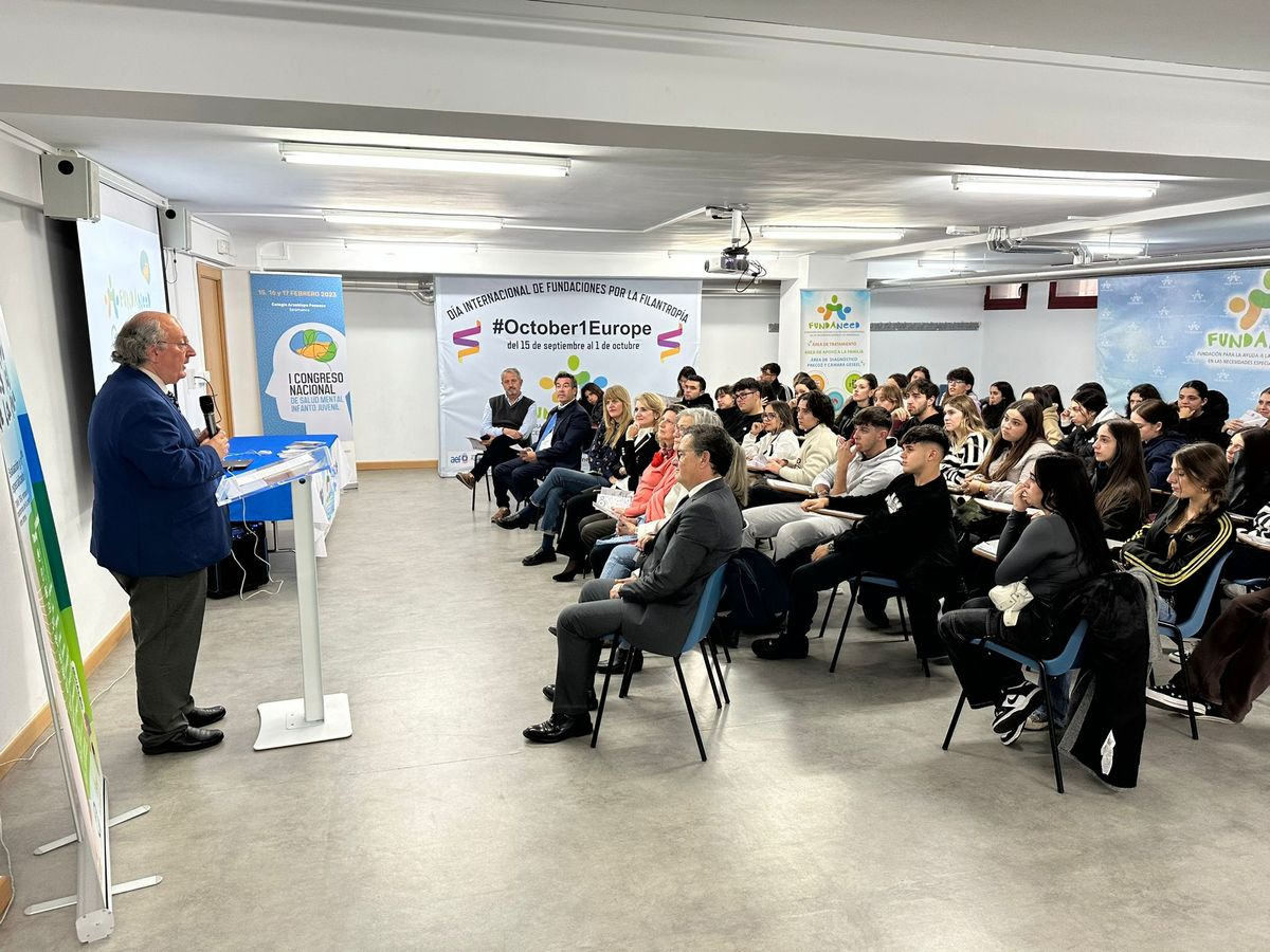 Fundaneed celebra una jornada con los universitarios del grado de Criminología y Psicología de la UE