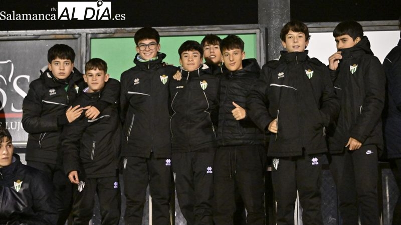 El Municipal disfruta de la magia de la Copa del Rey con el debut del CD Guijuelo a pesar de la fuerte lluvia (GALERÍA DE FOTOS)