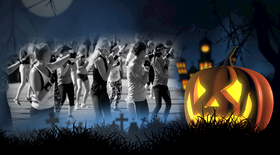 Clase de Zumba del Terror para Halloween frente a la Piscina Climatizada