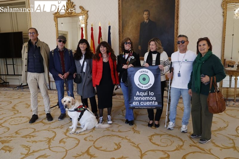 Encuentro de la concejala de Salud Pública, Vega Villar, con la Asociación Retina Salamanca