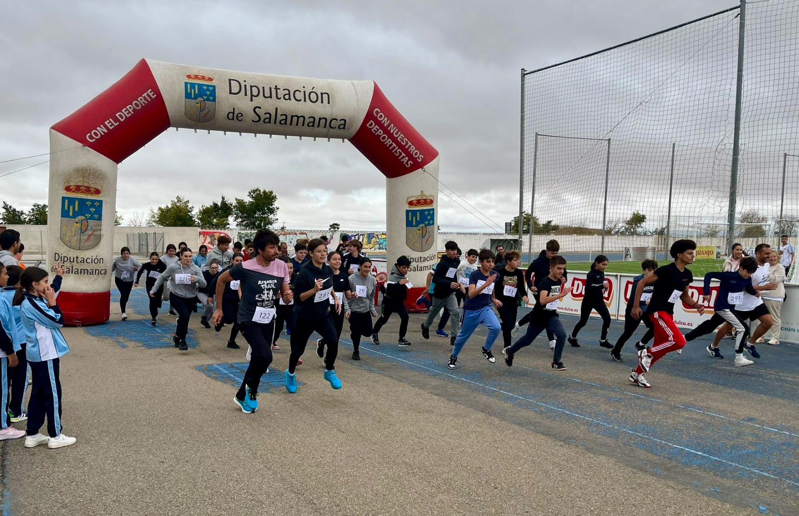 Diversión, deporte y solidaridad, unidos en El Milqui de San Vicente del colegio La Encarnación