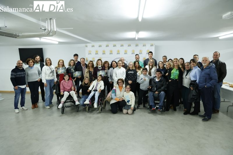 Asociaciones de Salamanca promueven la creación de calendarios solidarios para recaudar fondos