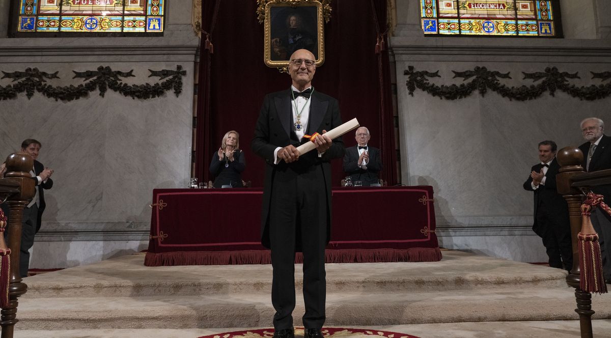 El filólogo Pedro Cátedra ingresa en la RAE para ocupar la silla «A»