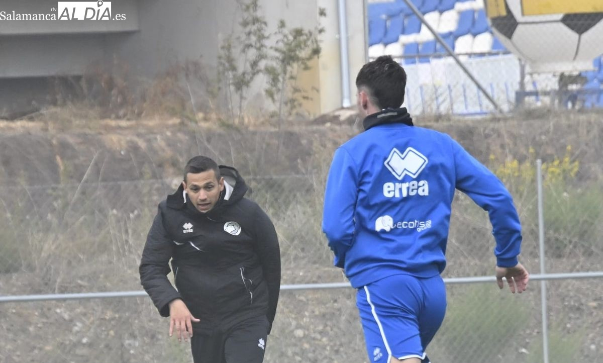 Llácer: Me joden las derrotas de Unionistas, pero estoy tranquilísimo por el trabajo del cuerpo técnico y cómo veo a los jugadores entrenar