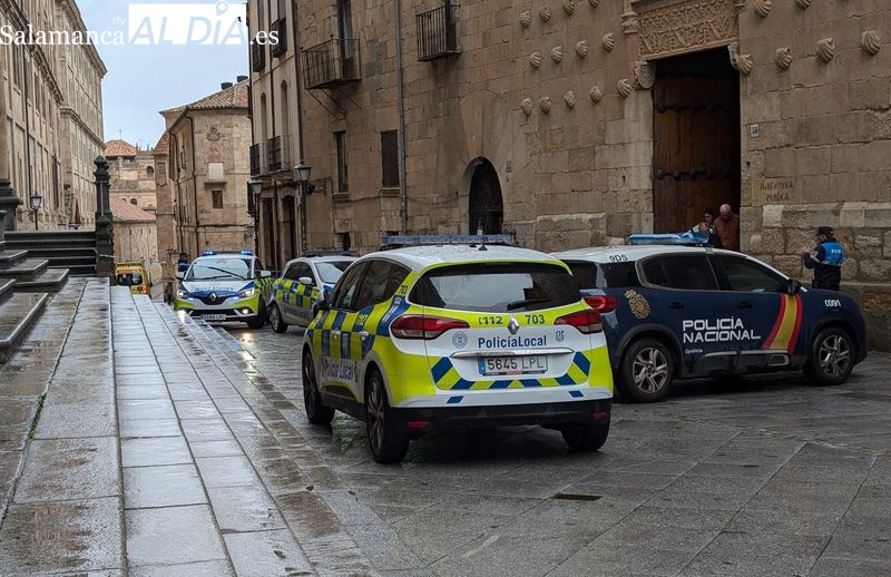 Fallece una persona tras precipitarse desde las Torres de la Clerecía