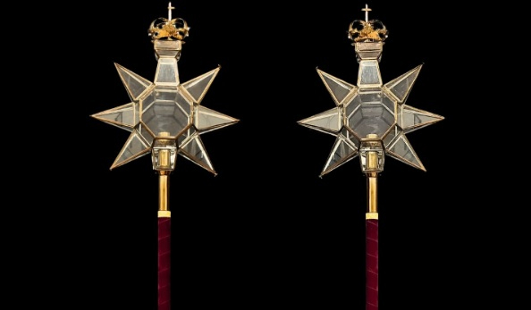 La Archicofradía del Rosario estrenará dos faroles de estrella