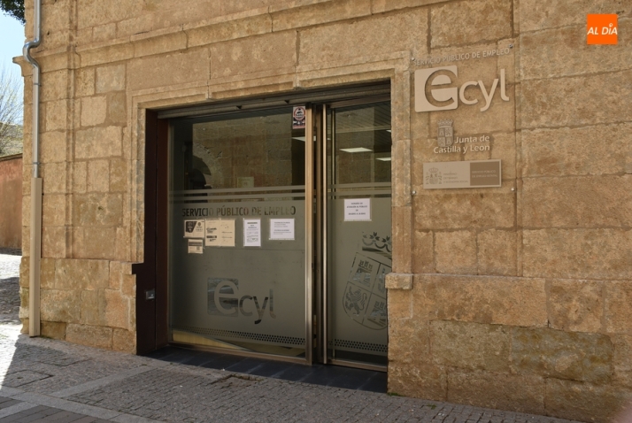 El paro subió mínimamente en septiembre pese al bajón en los afiliados a la Seguridad Social