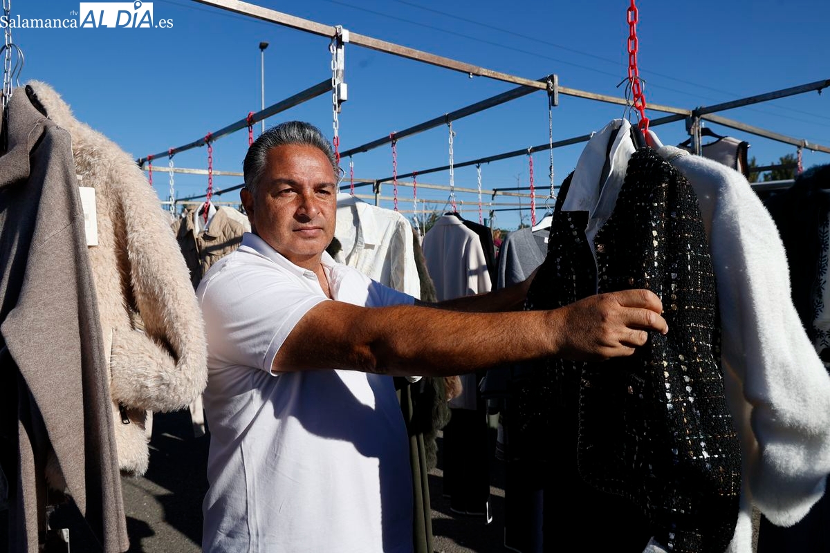 El Rastro, los latidos comerciales del domingo en Salamanca  