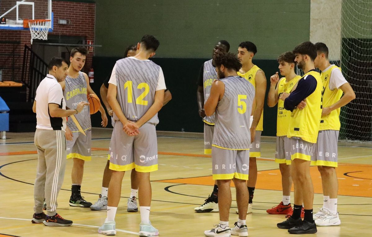 Entrada solidaria para el partido de este sábado del Atlético Carbajosa