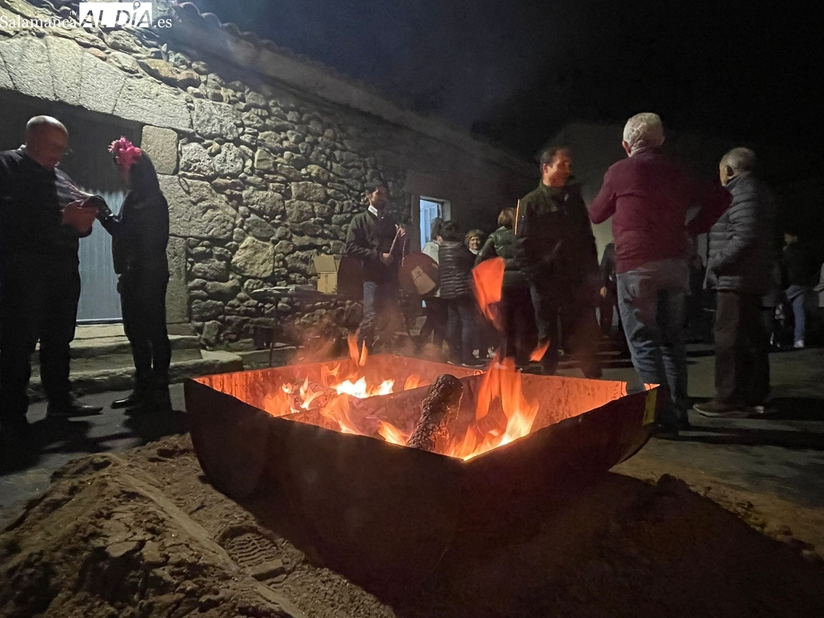 La Asociación El Torito Perdigón organiza una nueva castañada en Valderrodrigo