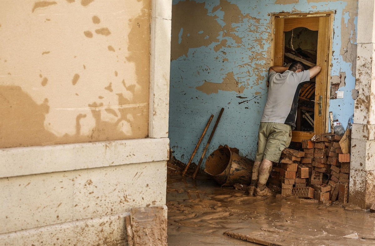 La Junta de Castilla y León destinará un millón de euros para comprar alimentos y productos de primera necesidad para los afectados por la DANA