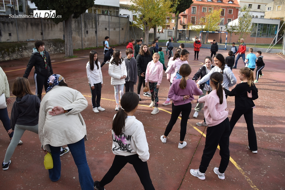 El Grupo Scout Kennedy recorre los colegios para captar nuevos integrantes