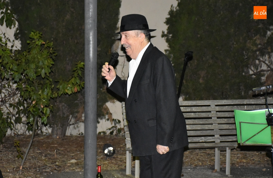 Lauren Risueño ofrecerá el día 23 un concierto en el Hogar del Jubilado de La Fuente