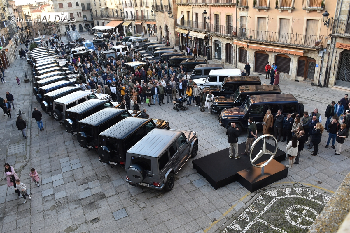 Los Clase G conquistan la Plaza Mayor además de darse una vuelta por Miróbriga