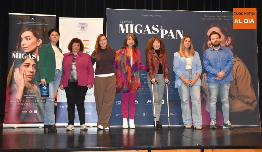 Carmen Ibeas y Mónica Bardem resaltan el carácter sanador de la obra que protagonizarán el sábado