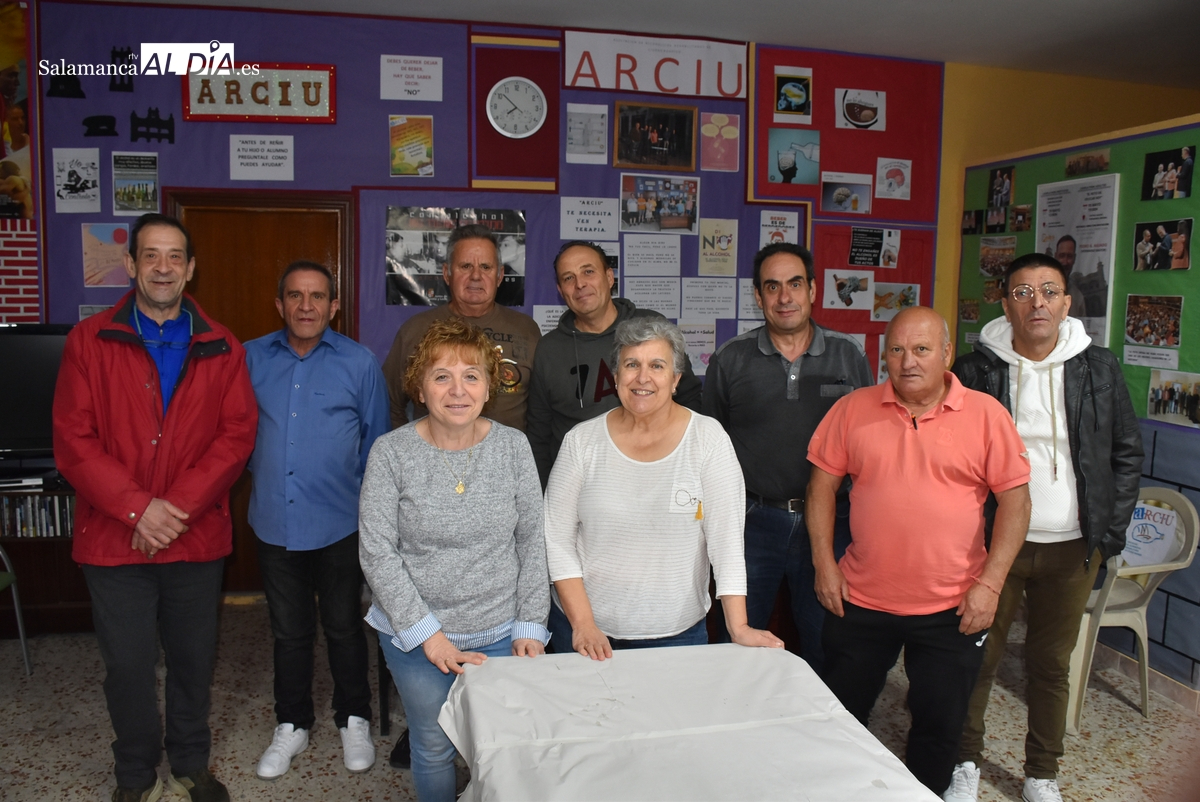 ARCIU completa la Semana sin Alcohol con una comida y la inauguración del nuevo look de su local