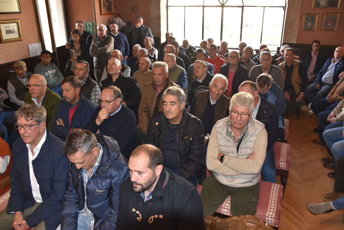 El cerdo ibérico de bellota establece un nuevo récord esperando que el consumidor lo pueda pagar