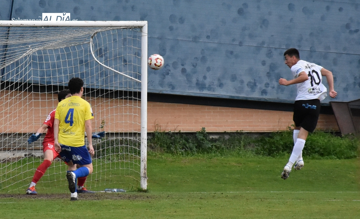 El Ciudad Rodrigo se reencuentra con la victoria de nuevo con el Mansillés como bálsamo