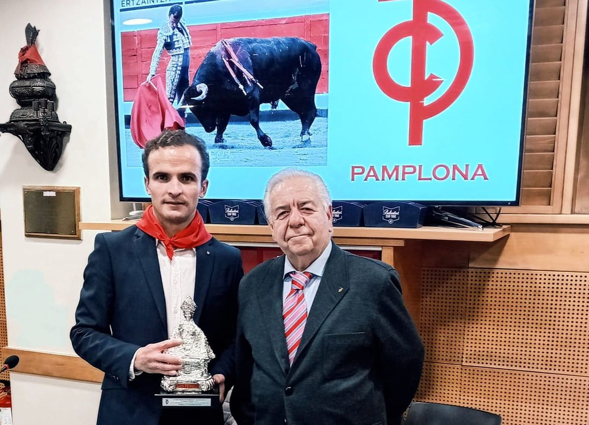 La temporada de Damián Castaño, reconocida en Pamplona (VÍDEO)