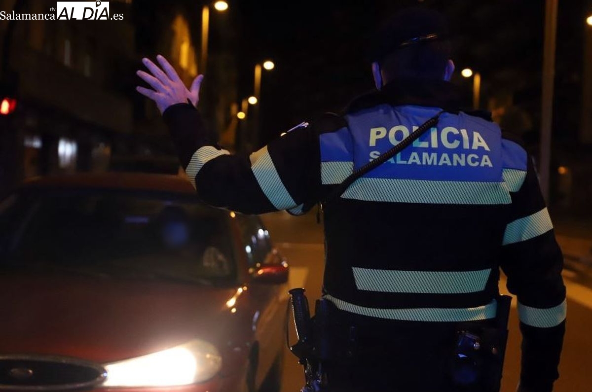 Interceptado cerca de la avenida de los Cipreses un conductor sin seguro que llevaba droga