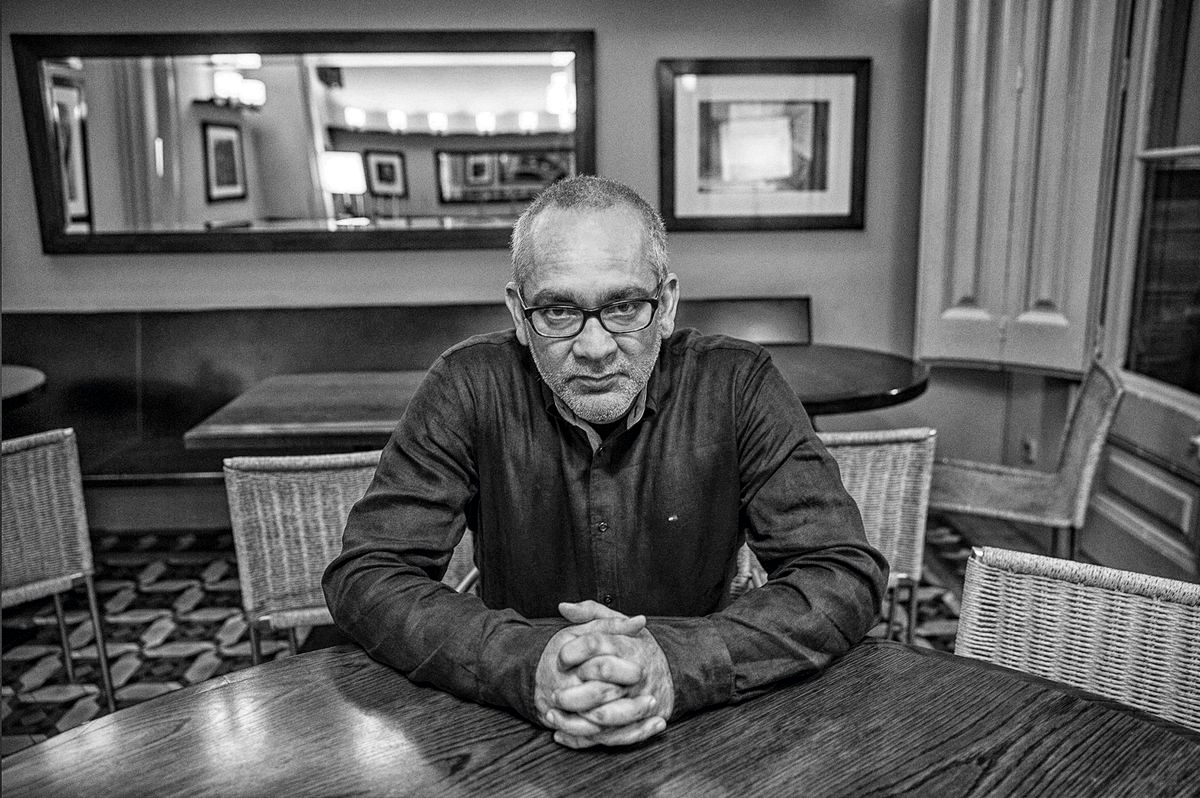 Gustavo Faverón presenta en Salamanca su novela Minimosca