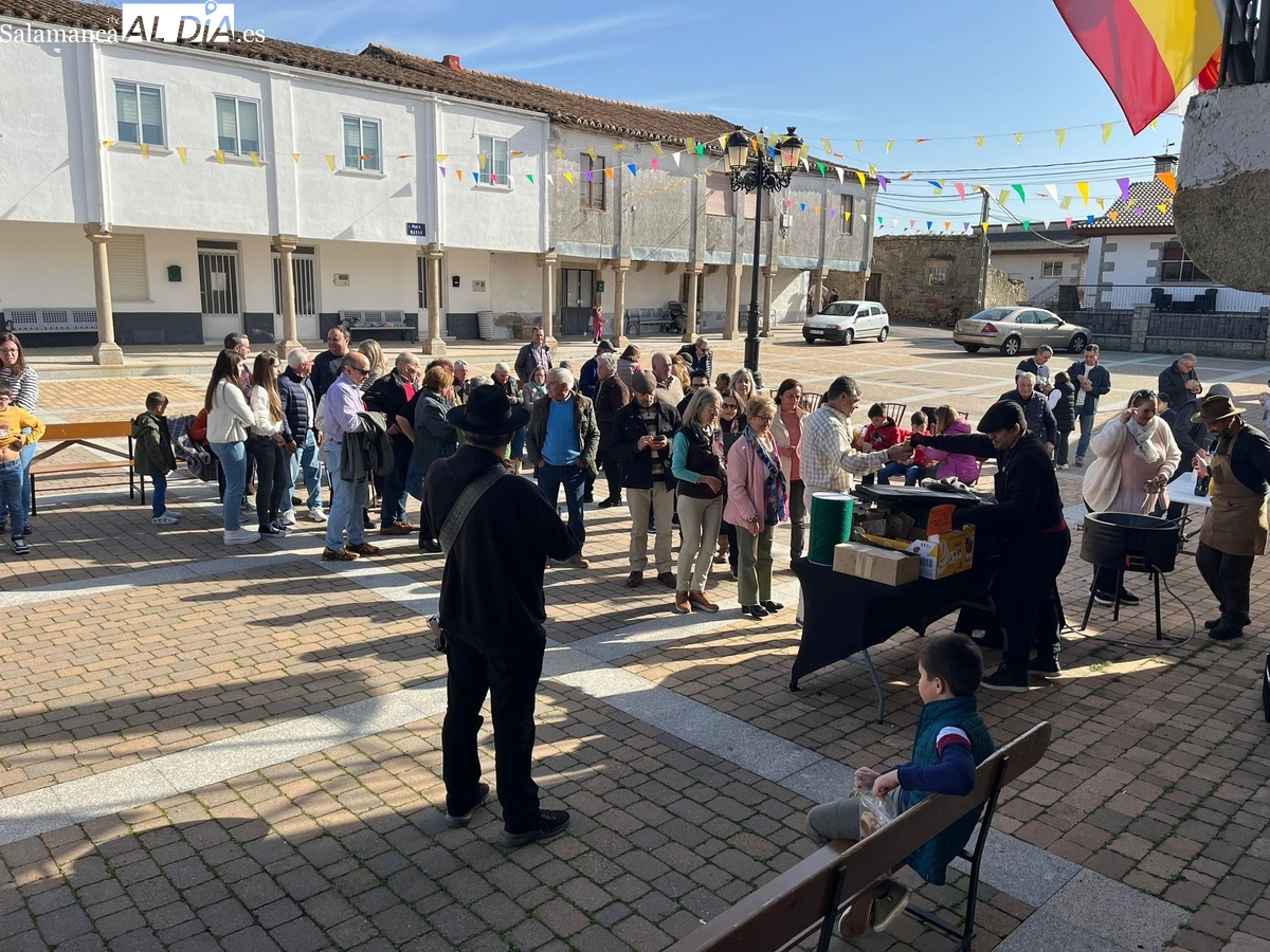 Guadramiro se entrega en la I Fiesta de la Castaña 