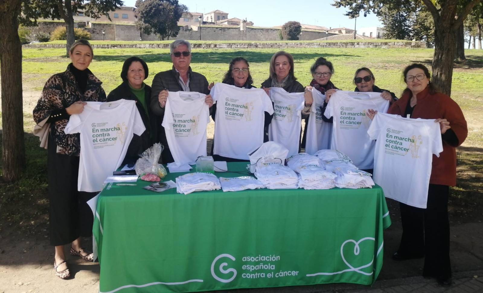 La AECC recoge las últimas inscripciones para su Marcha de este domingo