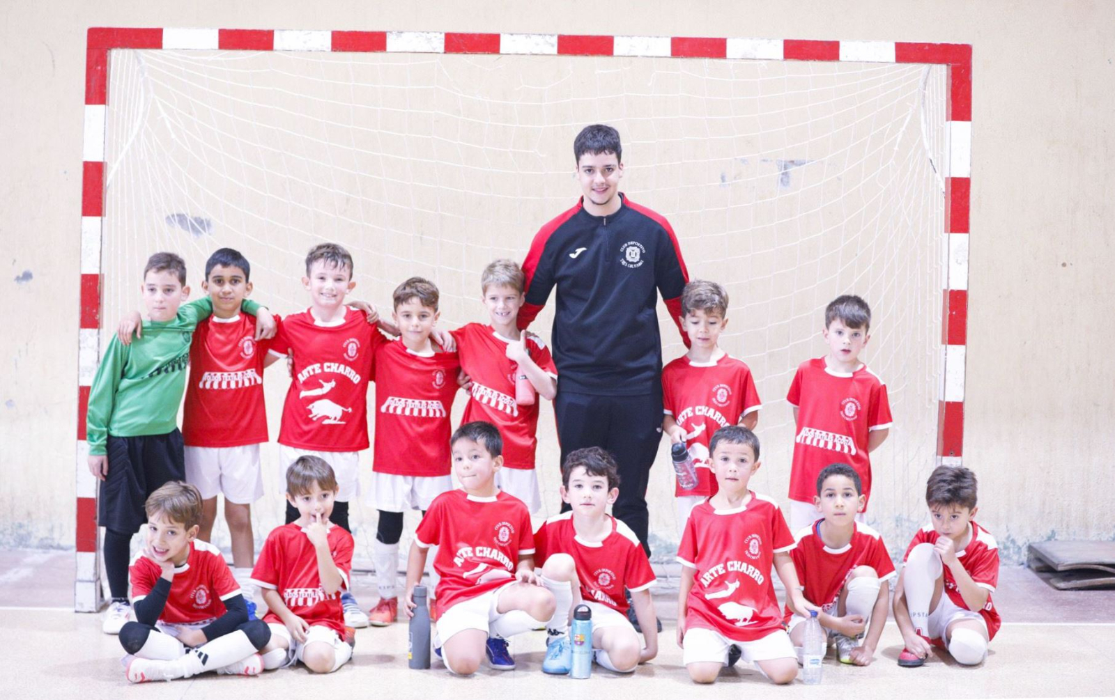 Doble victoria de los prebenjamines del III Columnas en el estreno de la Liga de Asafusa