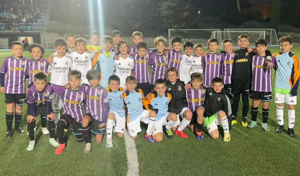 Juan Benito Bernal juega un amistoso contra el Real Madrid