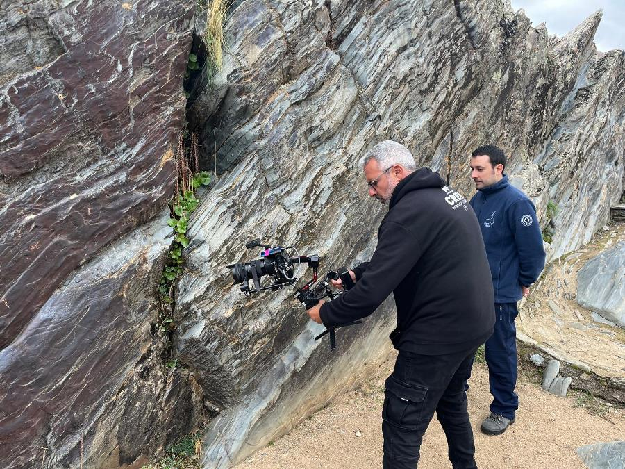 ‘Un País para leerlo’ de TVE graba en Siega  Verde parte de uno de sus capítulos