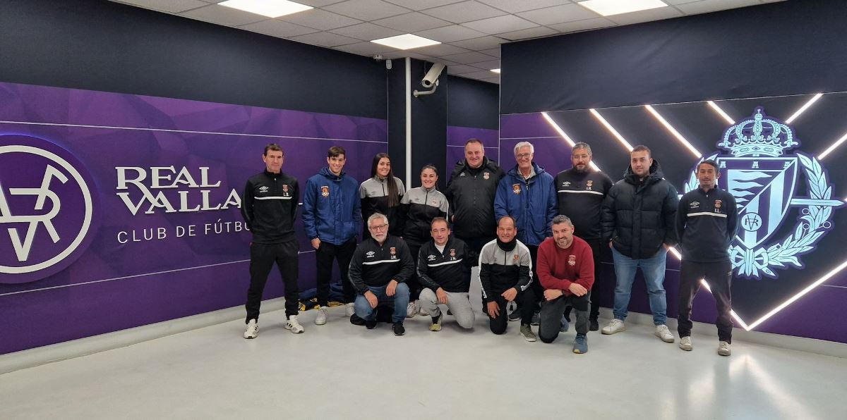 El Real Valladolid imparte una charla a técnicos y delegados del Ciudad Rodrigo CF