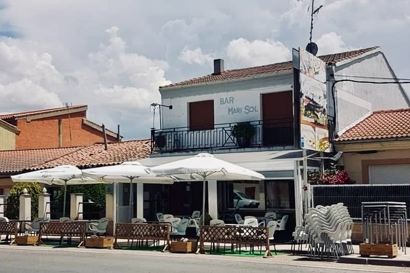 Un incendio calcina la cocina de un conocido restaurante de Babilafuente