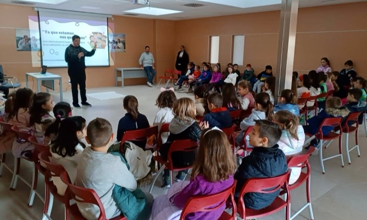 Los más pequeños del Arciprestazgo de Peñaranda-Calvarrasa-Las Villas participan en un encuentro para preparar el tiempo de Adviento