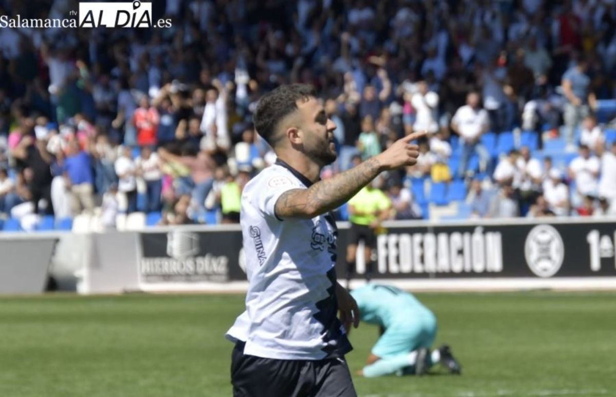 Jonny Arriba sufre una sobrecarga en región isquiotibial izquierda