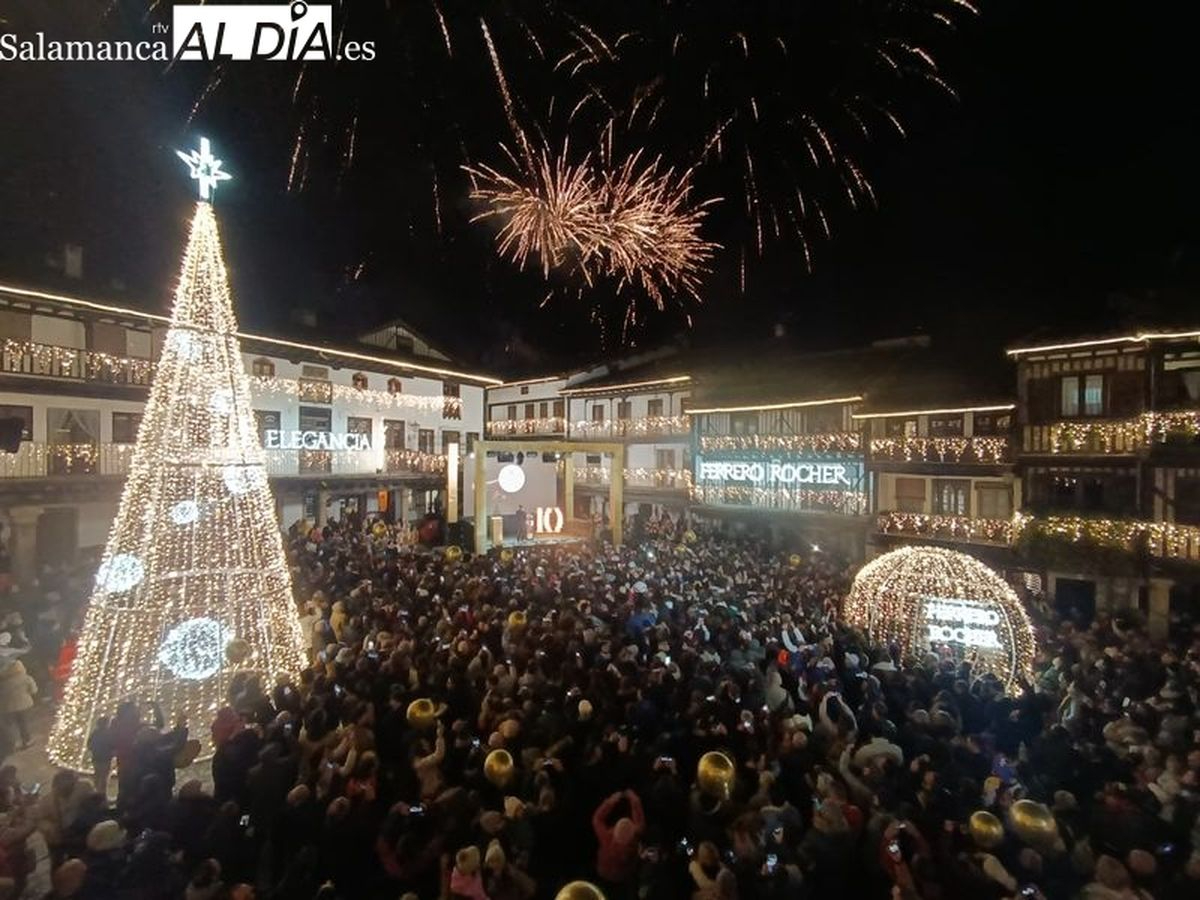 Vuelve la iluminación de Ferrero Rocher a La Alberca: 300.000 bombillas se encienden el 30 de noviembre