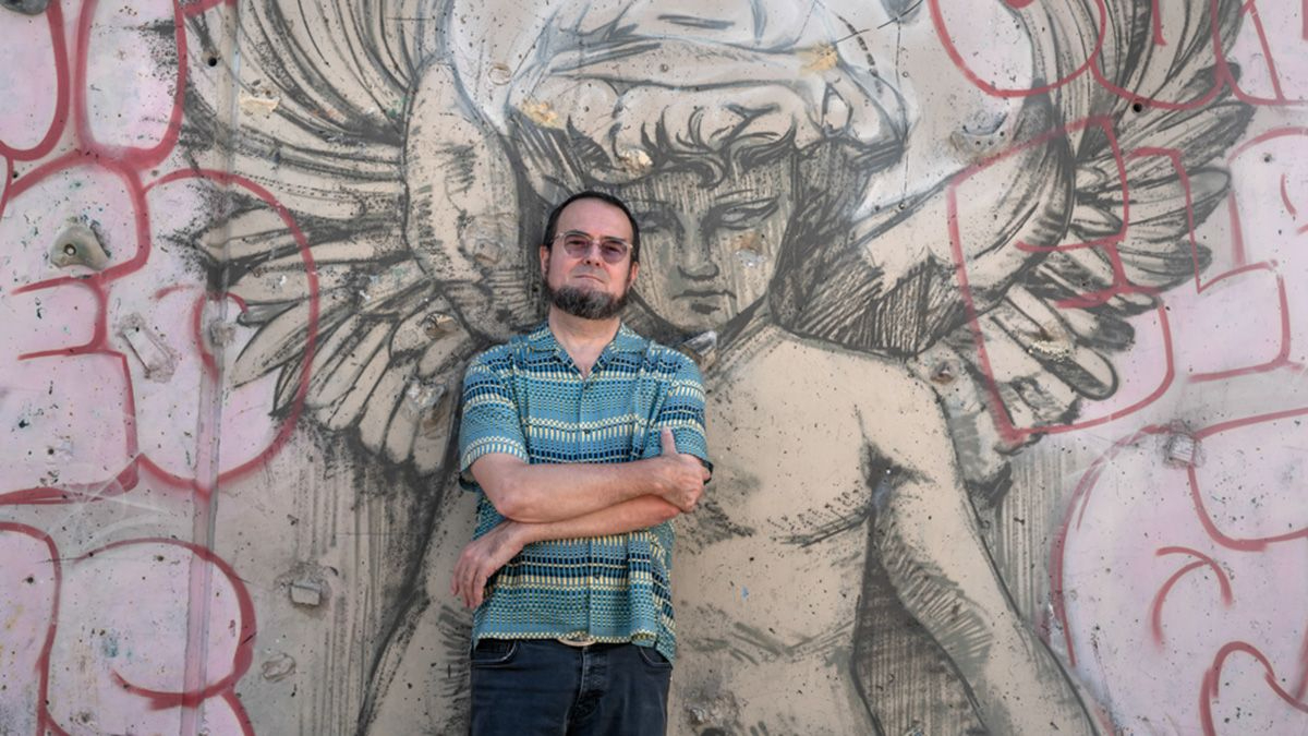 Mauro Entrialgo presenta en Salamanca su ensayo Malismo