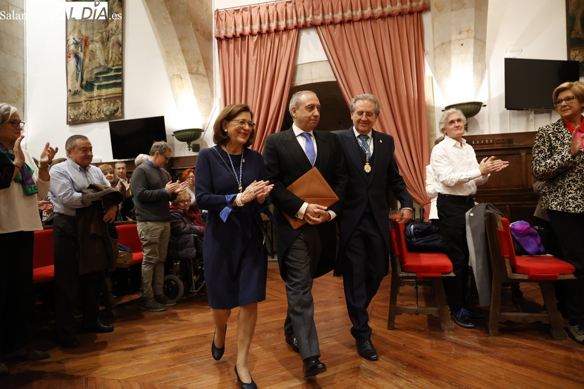 El catedrático Dr. Ignacio Jesús Dávila González ingresa en la Real Academia de Medicina de Salamanca (FOTOS)