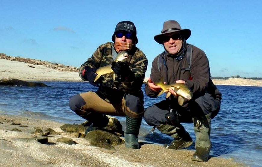 La pesca a mosca es nuestra pasión, algo que disfrutamos y queremos enseñar a grandes y pequeños