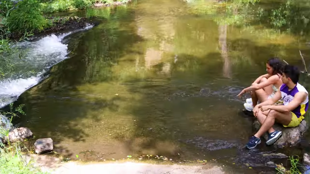 La cantante salmantina que ha grabado su último videoclip en las Arribes 