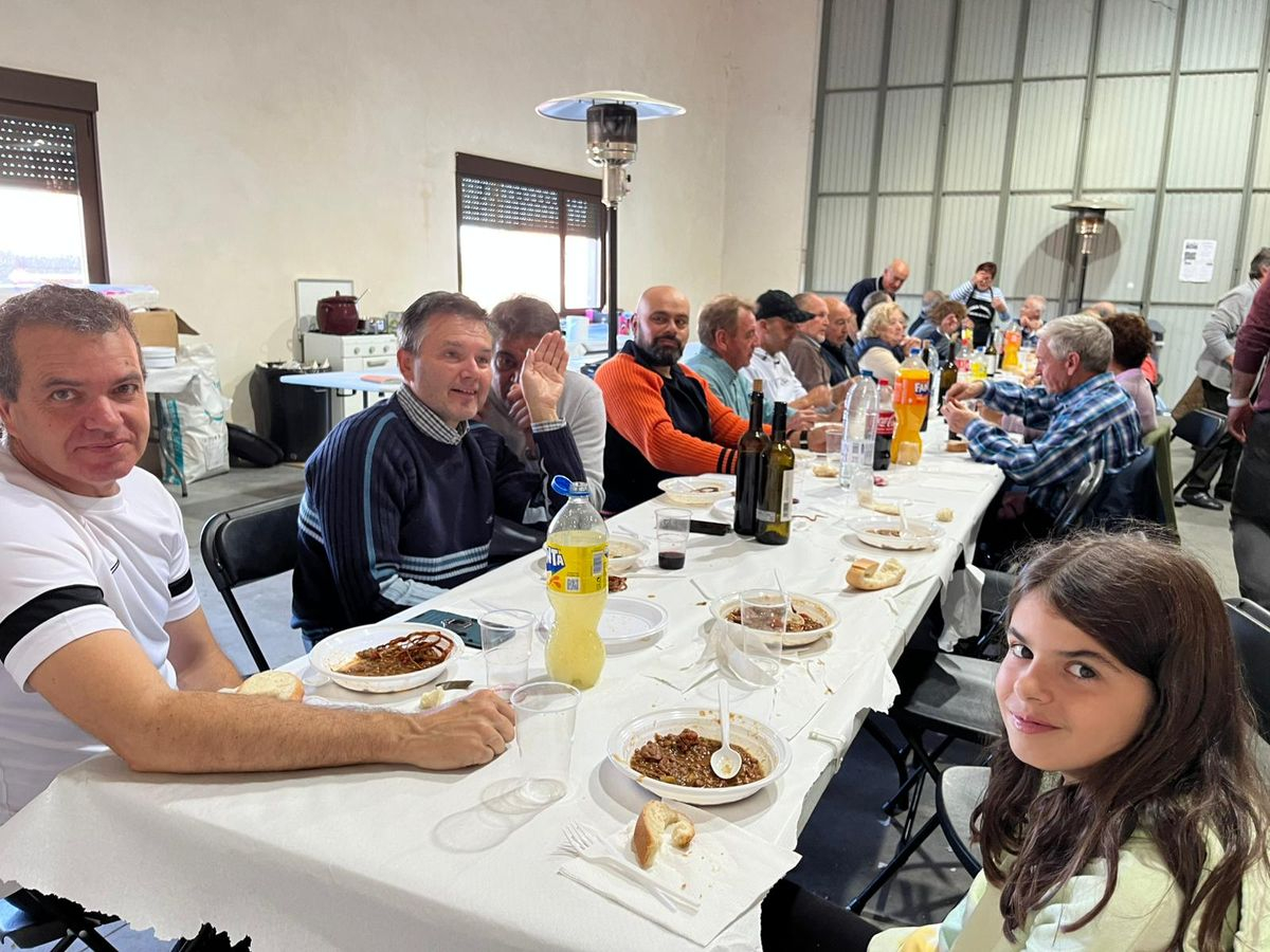 Una lentejada pone fin a las comidas de la matanza en Gejo de los Reyes