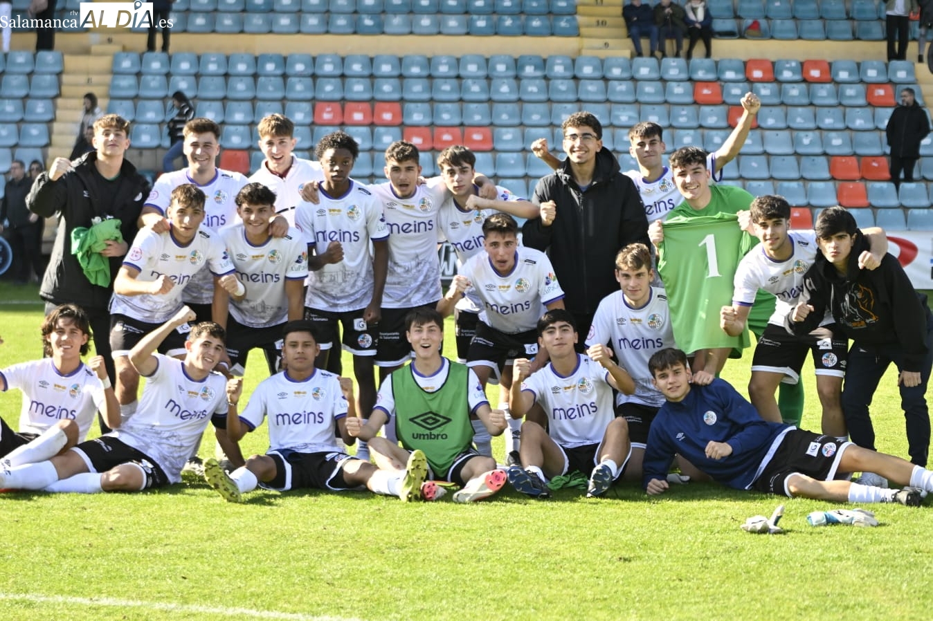 Un solitario gol de Asier le da el triunfo al Salamanca UDS en el Helmántico frente al Diocesanos (1-0)