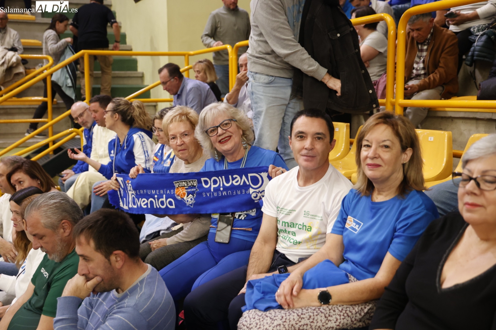 La Marea Azul vuelve a Würzburg para apoyar al Perfumerías Avenida tras el parón