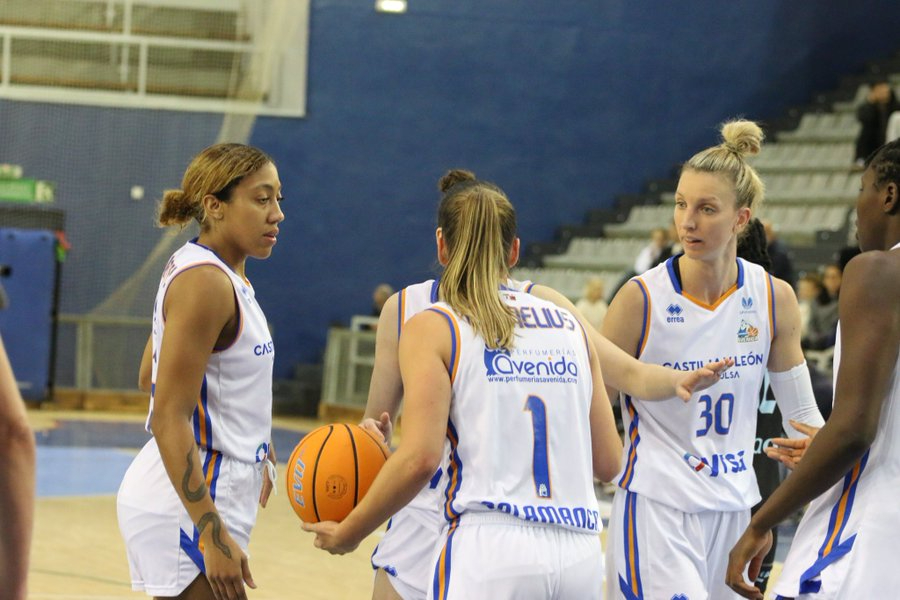 El Perfumerías Avenida regresa del parón con victoria ante el colista IDK y corta la mala racha con más sombras que luces (56-57)