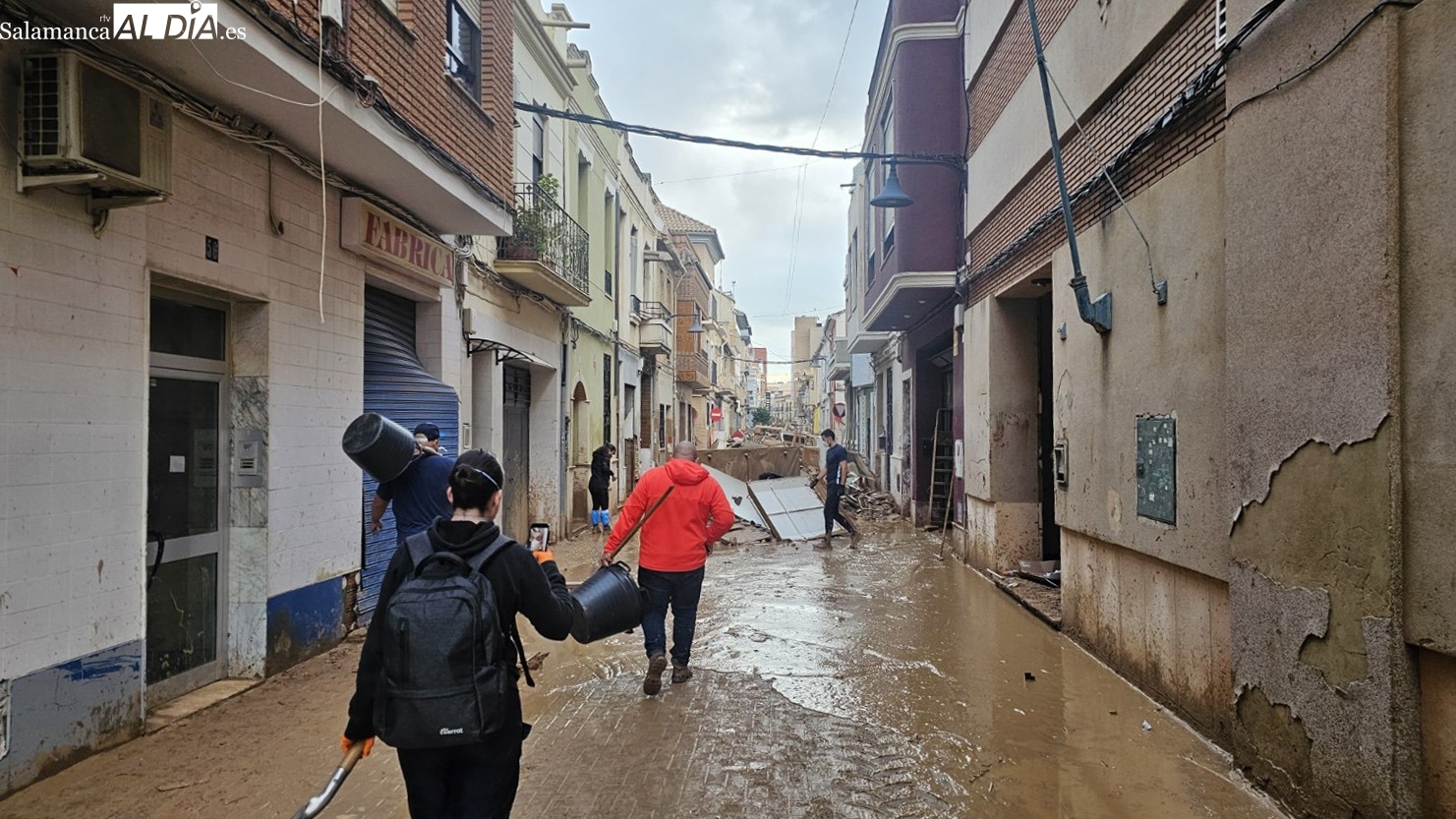José Ricardo, el salmantino que hace de red social entre los que quieren ayudar en Valencia