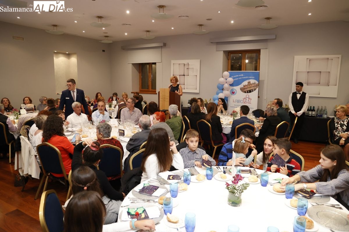 Salamanca se solidariza con los afectados por la fibromialgia y la fatiga crónica