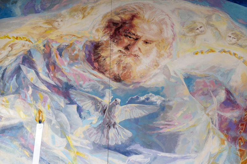 Así terminó de pintar Florencio Maíllo su impresionante cuadro que cuelga en el trasaltar de la Catedral Nueva (VÍDEO)