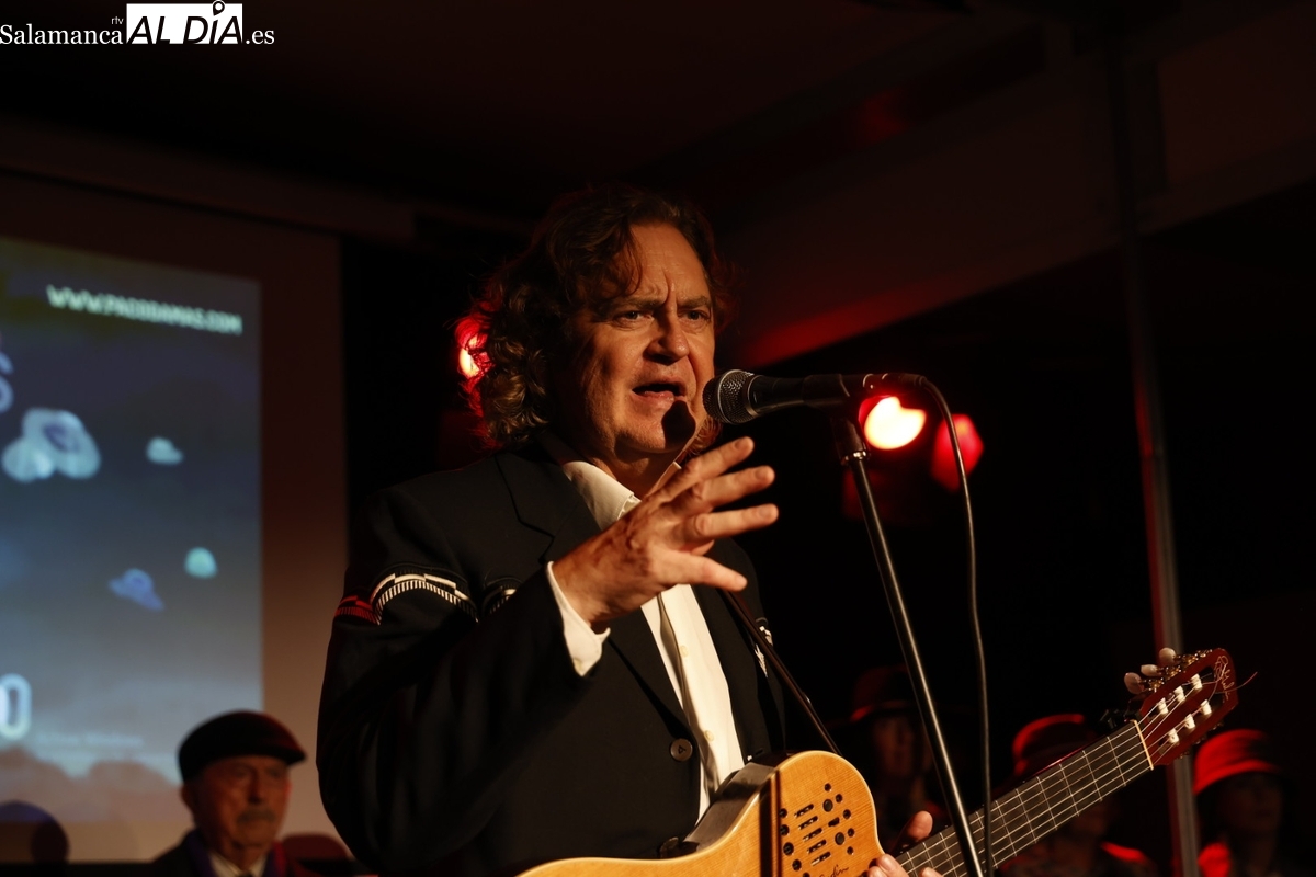 El público disfruta del espectáculo Las sinsombrero (GALERÍA DE FOTOS)