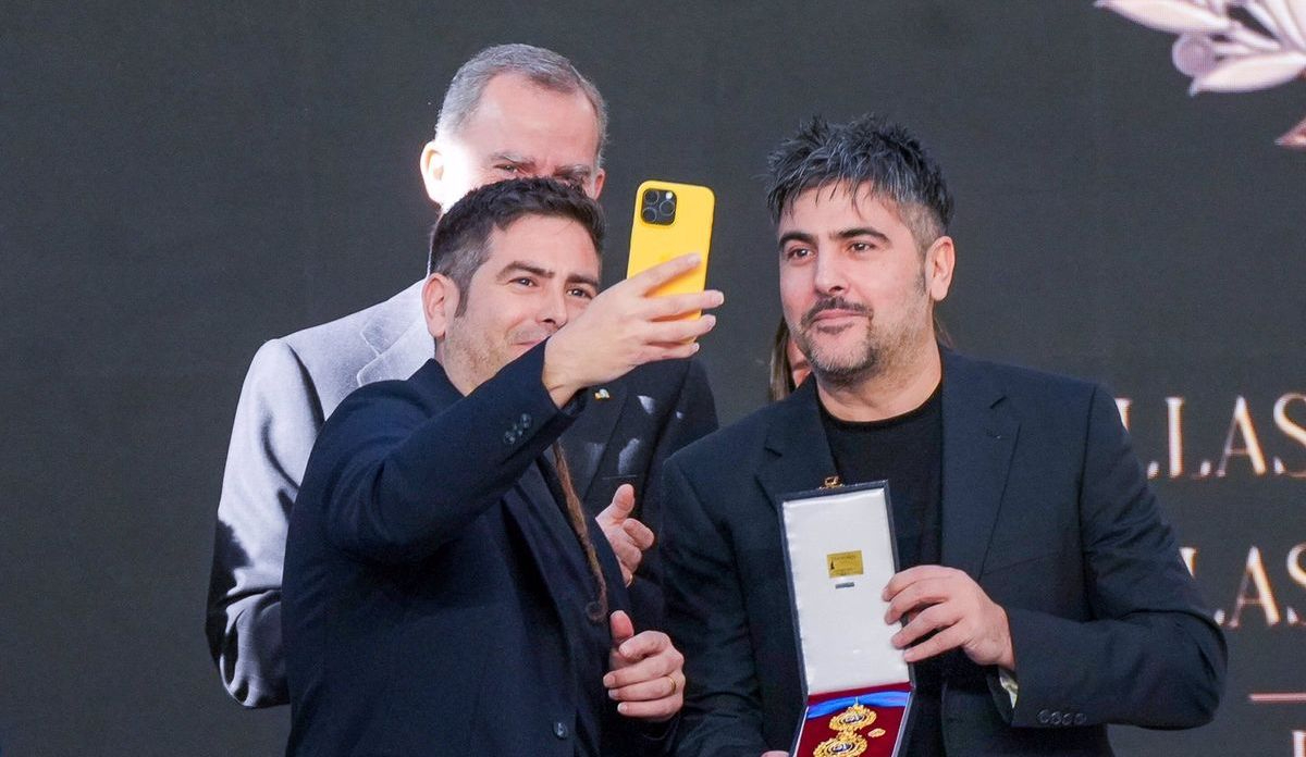 El divertido selfie de Estopa con los Reyes o la euforia de Gemma Cuervo: los grandes momentos de las Medallas de las Bellas Artes