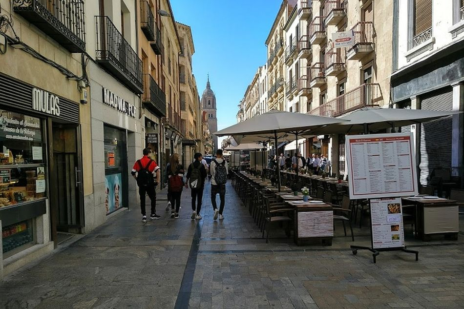 Las terrazas de la Rúa se retirarán a las 17:00 horas desde el viernes hasta el 5 de enero