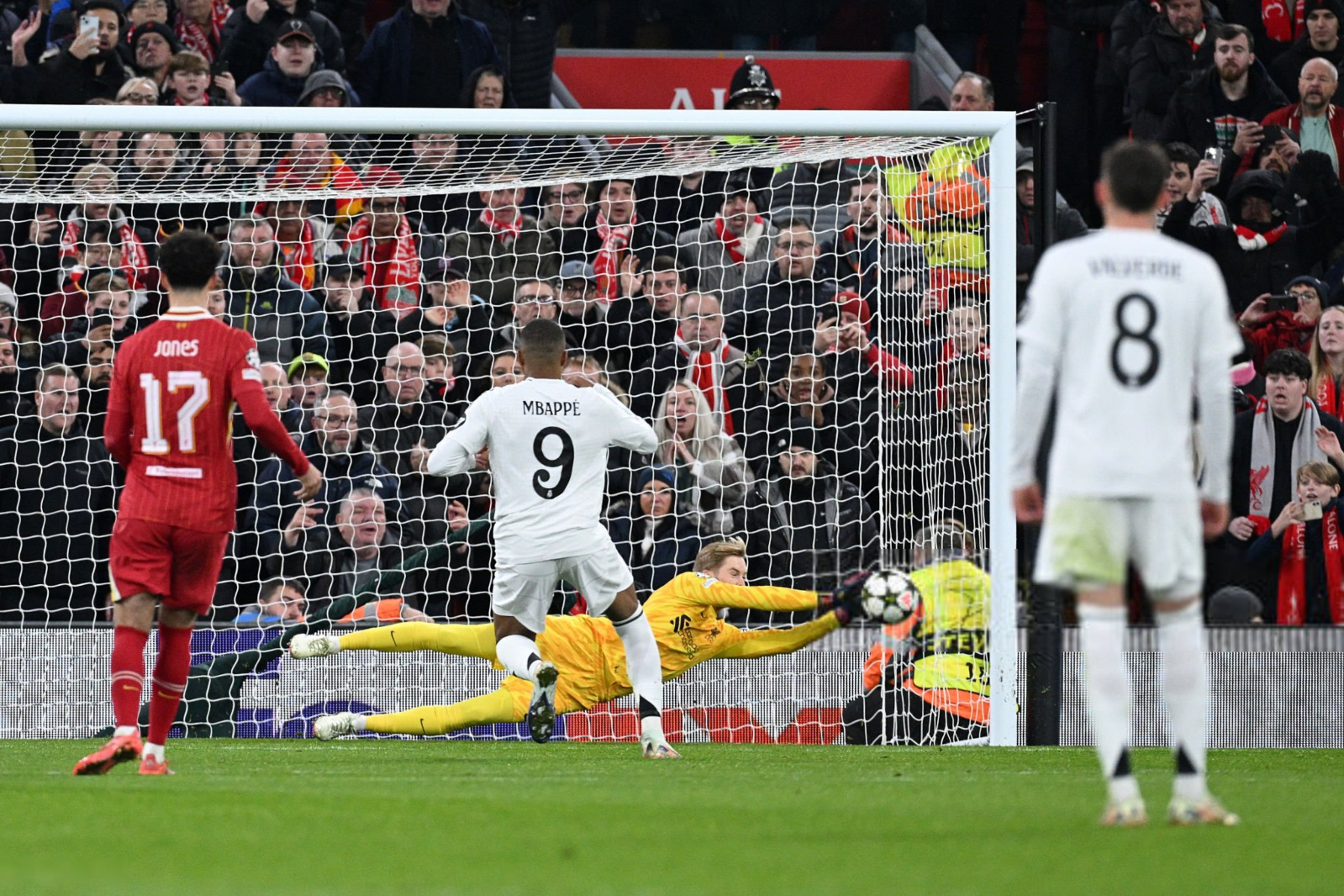El Liverpool y Anfield hunden al Real Madrid en Champions (2-0)